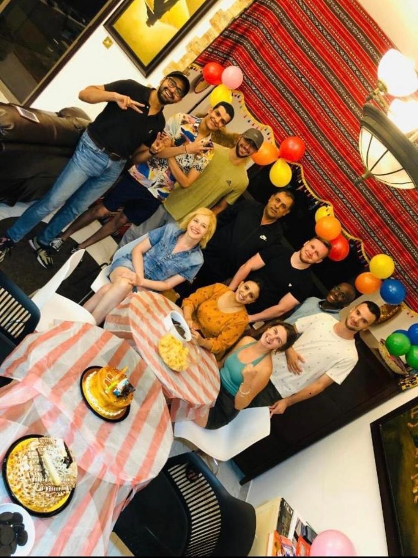 Dreams Beach Hostel Dubai Bagian luar foto